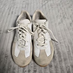 adidas Originals White and Beige Athletic Shoes‎
